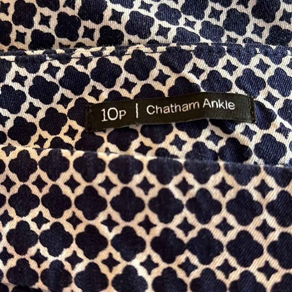 TALBOTS Chatham Ankle Pants Navy White Geo Print Size 10 Petite Preppy - Picture 6 of 8